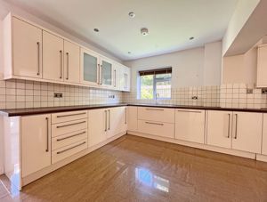 Photo 29- click for photo gallery